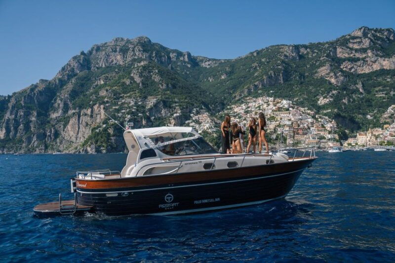 Positano: Boat Tour of Capri with Drinks and Snacks - Starting Point and Departure