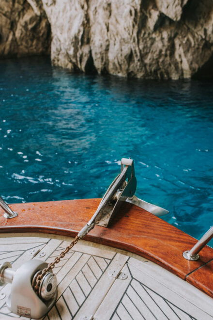 Positano: Capri and Blue Grotto Shared Boat Tour With Drinks - Scenic Transfer Experience