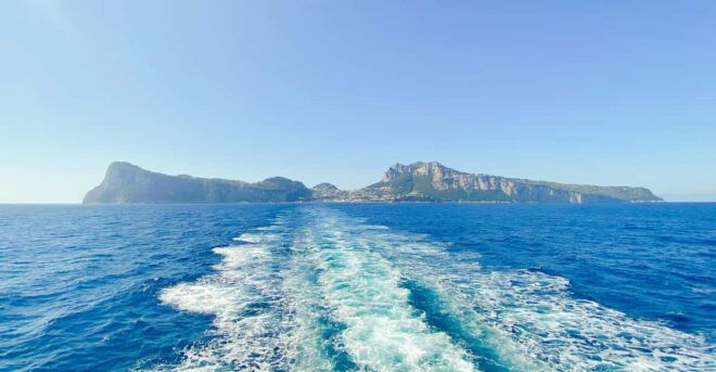Positano: Capri and Blue Grotto Shared Boat Tour With Drinks - Blue Grotto Adventure