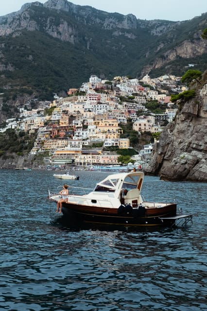 Positano: Private Boat Tour Along the Amalfi Coast - Itinerary Highlights