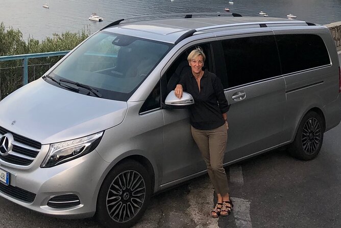 Positano Private Transfer From/To Naples With Pompeii Guided Tour - Overview of the Service