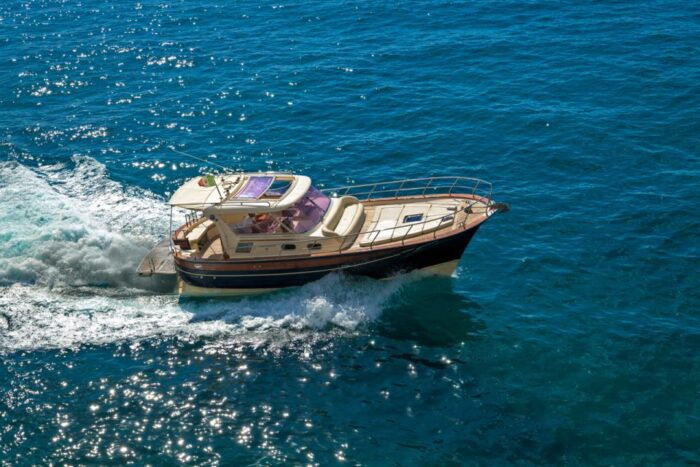Positano: Shared Sunset Cruise - Accessibility Information