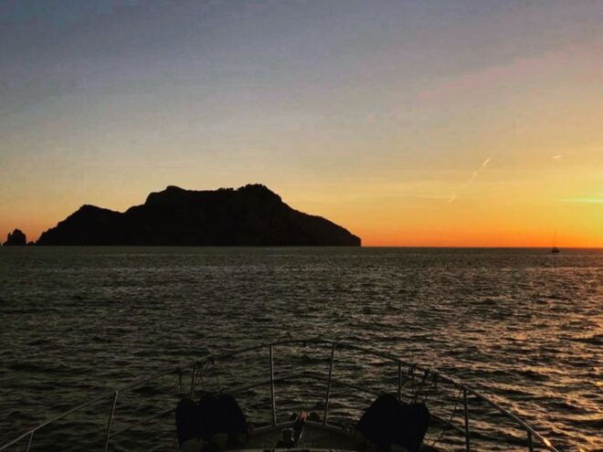 Positano: Sunset Cruise Day Trip With Drinks and Snacks - Frequently Asked Questions