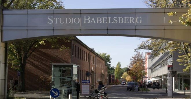 Potsdam-Babelsberg: 5-Hour Tour Film History by VW Bus - Included Features