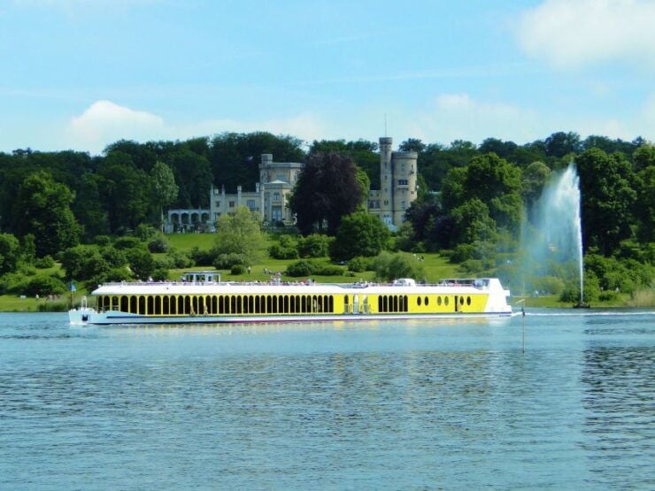Potsdam by Boat: Island Cruise - Experience