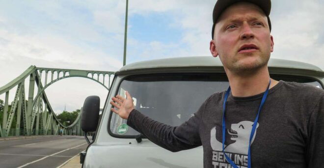 Potsdam: City Tour in a Soviet Minibus - Important Information