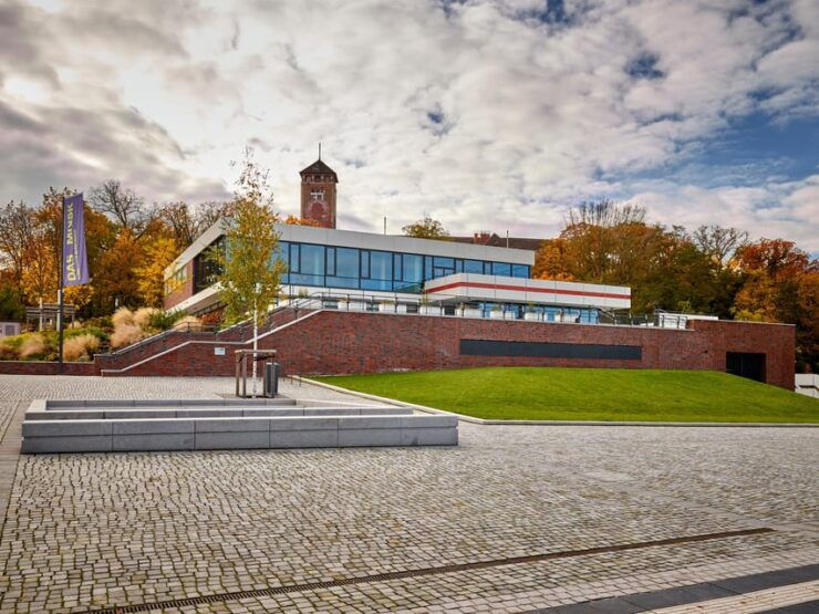 Potsdam: Entry to DAS MINSK Art House in Potsdam - Key Points