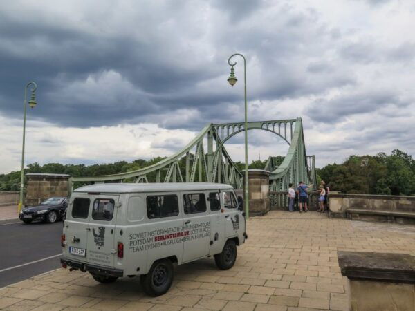 Potsdam: Private City Highlights Tour in a Vintage Minibus - The Sum Up