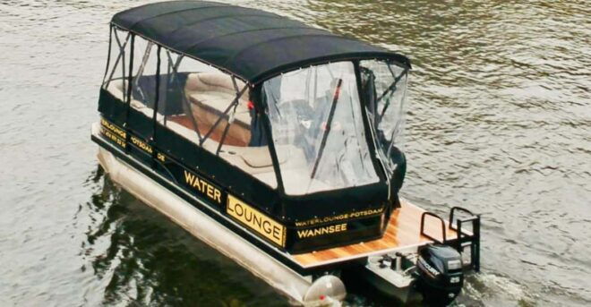 Potsdam: Rent a License-Free Boat for up to 10 PAX - Boat Features and Comfort