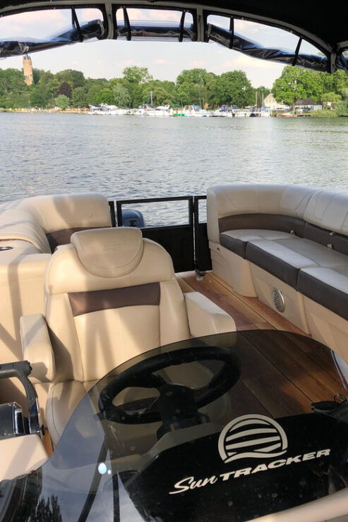 Potsdam: Rent a License-Free Boat for up to 12 PAX - Unique Experience on the Water