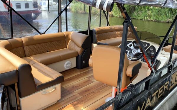 Potsdam: Rent a License-Free Boat for up to 8 PAX - Frequently Asked Questions