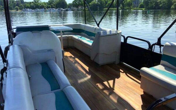 Potsdam: Rent a License-Free Boat for up to 8 PAX - Accessibility Considerations