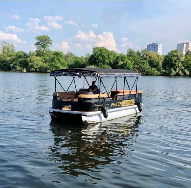 Potsdam: Rent a License-Free Boat for up to 8PAX - Key Points