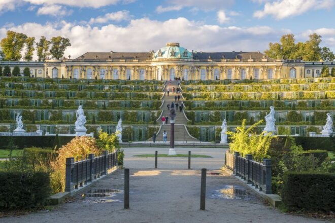 Potsdam: Romance and Love Stories Guided Tour - Tour Duration and Ratings