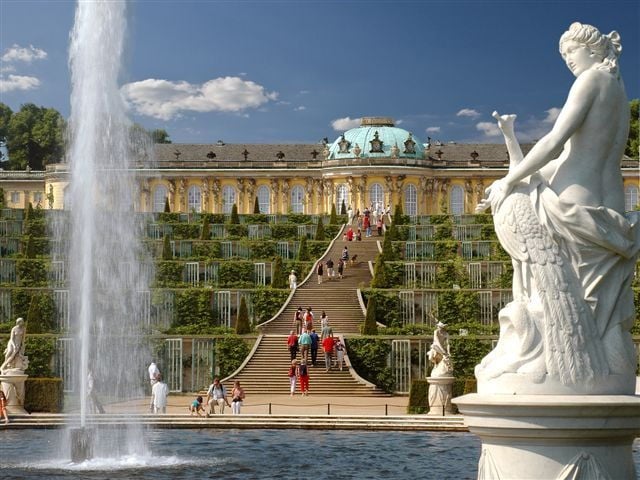 Potsdam: Sanssouci Palace Guided Tour From Berlin - Inclusions and Selecting Participants