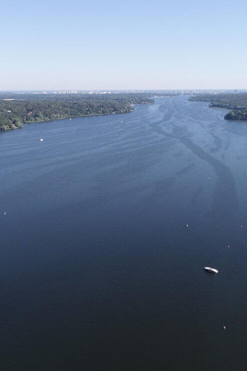 Potsdam: Yacht Cruise - Lakes of Berlin - Castles & Nature - Itinerary Highlights