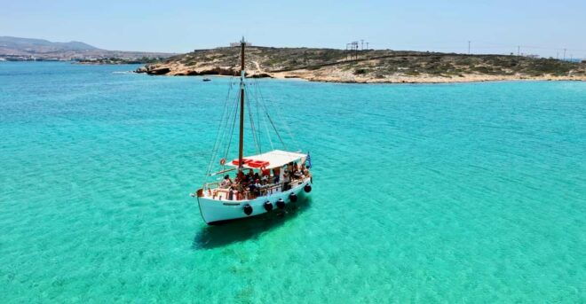 Pounta: Paros & Antiparos Cruise, Swimming & Seafood Lunch - Inclusions and Amenities