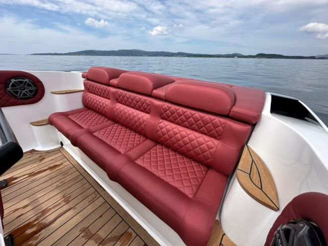 Powerboat Transfer Bergen - Bekkjarvik - Included Services