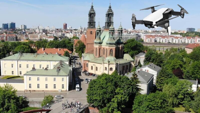 Pozna: Drone Lesson with Instructor and City Tour - Introduction: A Unique Way to Explore Poznań