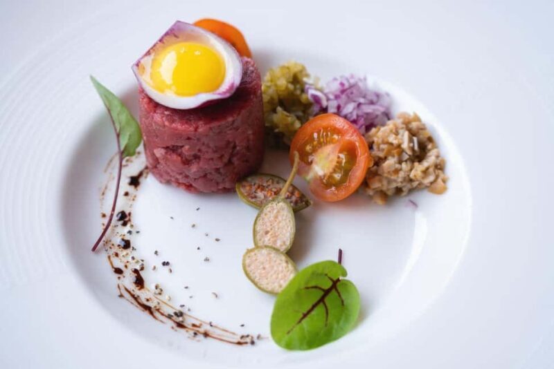 Pozna: Romantic Italian Dinner with Live Music and Wine - Good To Know