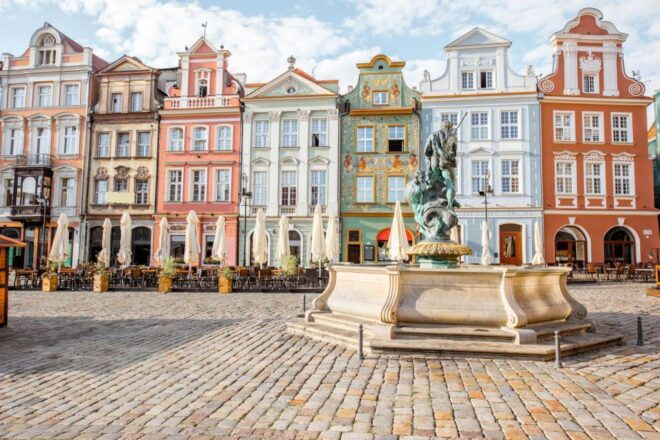 Poznan: Express Walk With a Local in 60 Minutes - Gain Insights From Local