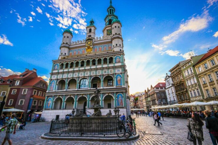 Poznan Private City Walking Tour From Cathedral Island - Tour Experience