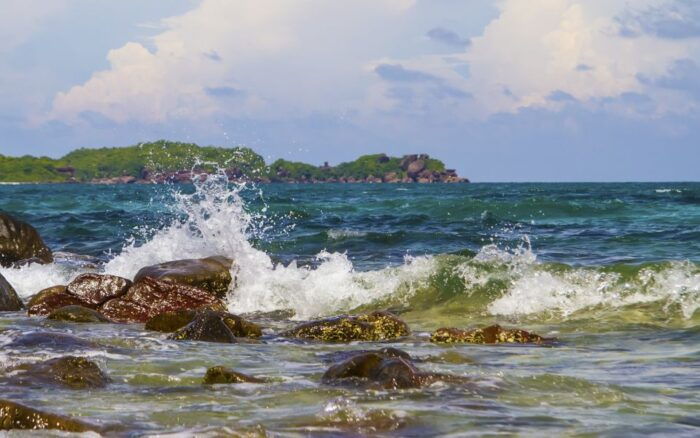PQ: Speedboat Tour to 3 Islands in the South (CANO TRIP) - Exploring Buom Island