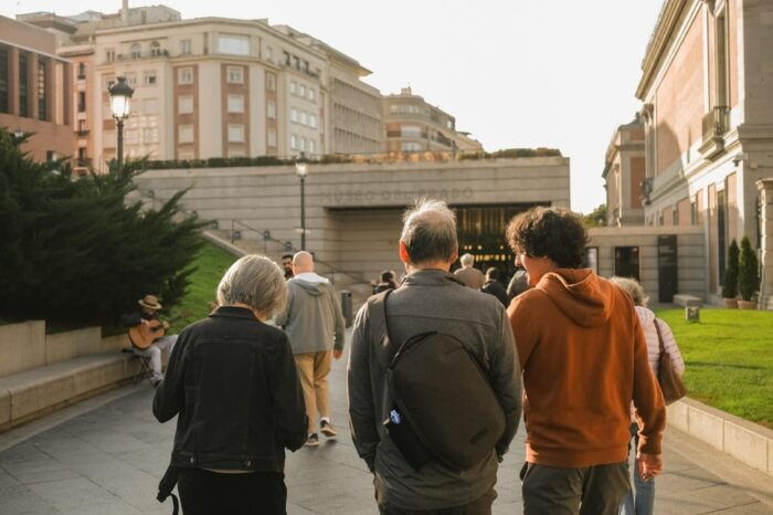Prado for All: Engaging, Insightful Tour With an Art Lover - Accessibility and Enjoyment for All
