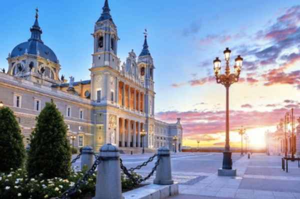 Prado Museum and Royal Palace Private Tour - Immerse in Artistic Masterpieces