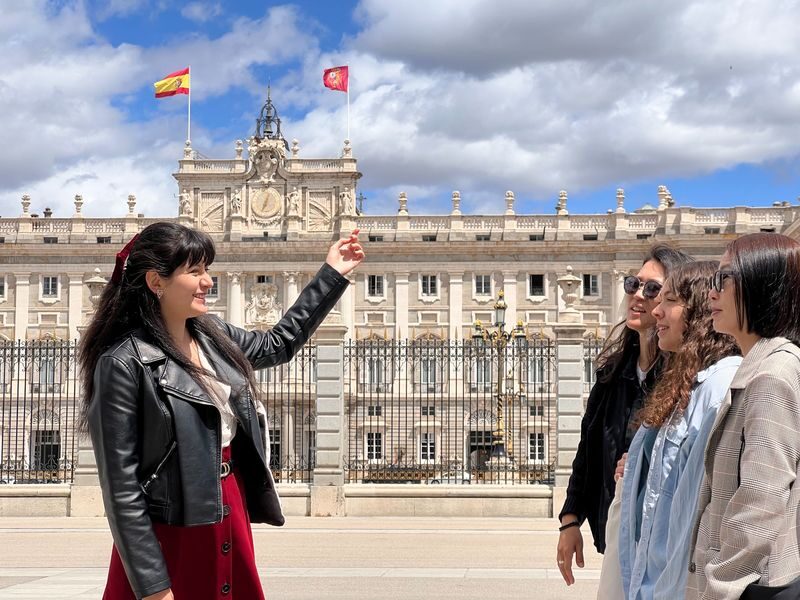 Prado Museum, Royal Palace & Madrid Walking Tour - Finish at the Royal Palace, on your own terms