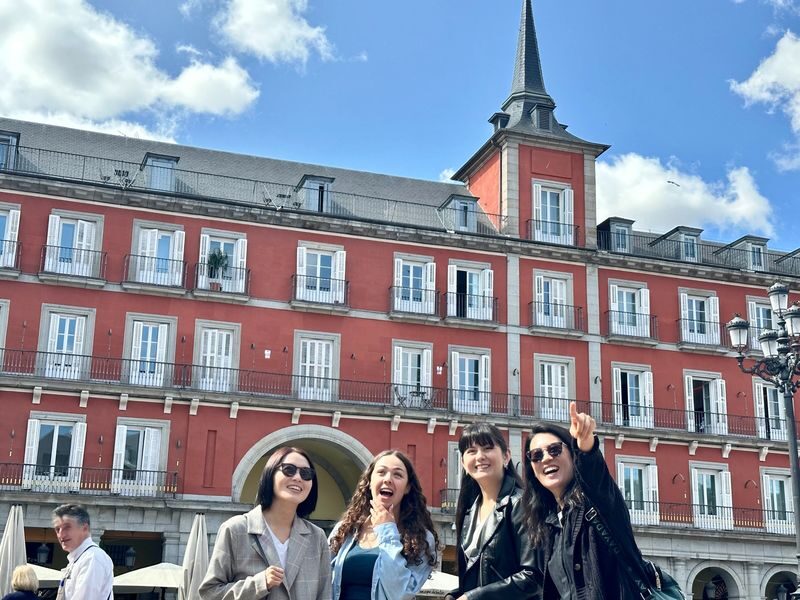 Prado Museum, Royal Palace & Madrid Walking Tour - Who should book this Madrid walking tour?