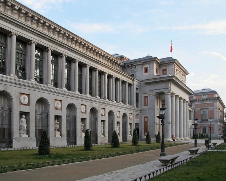 Prado Museum Tour: Velázquez, Goya, and Spanish Art Classics - Tour Experience
