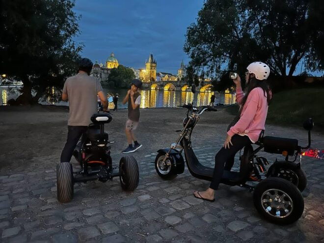 Prague: 2 Hours FUN TRIKE Tour in Prague With Guide - Important Information