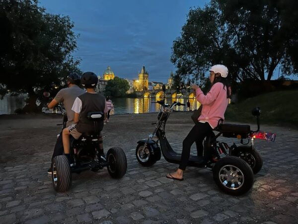 Prague: 2 Hours FUN TRIKE Tour in Prague With Guide - Booking Process