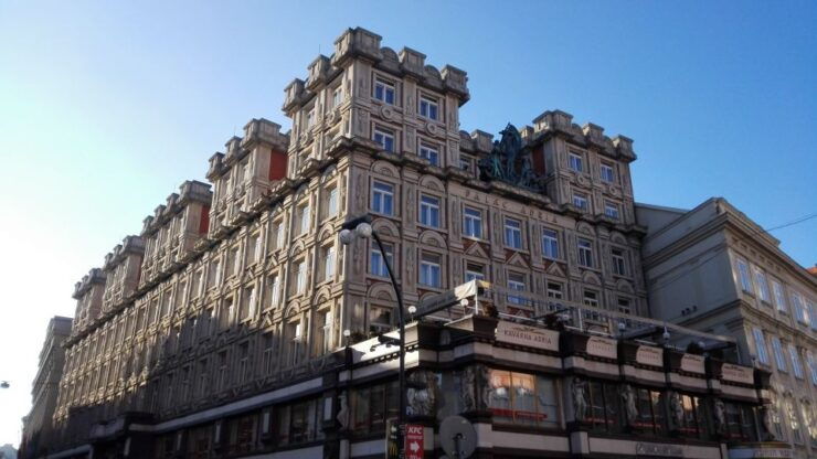 Prague 3-Hour Architectural Tour - Architectural Highlights and Districts