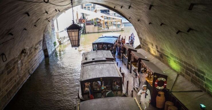 Prague: 3–Hour Castle Grounds Walking Tour and River Cruise - Booking Details