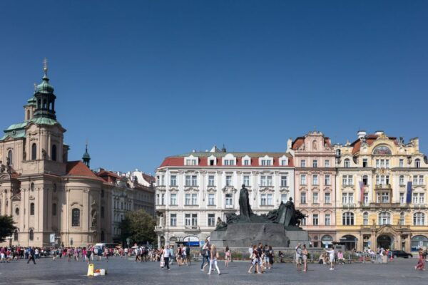 Prague: 4-Hour Segway and Scooter Tour With Lunch and Drinks - The Sum Up