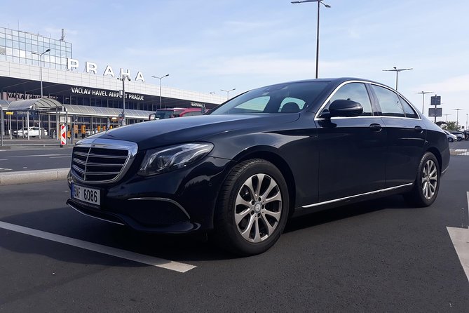 Prague Airport Private Arrival Transfer - Service Details