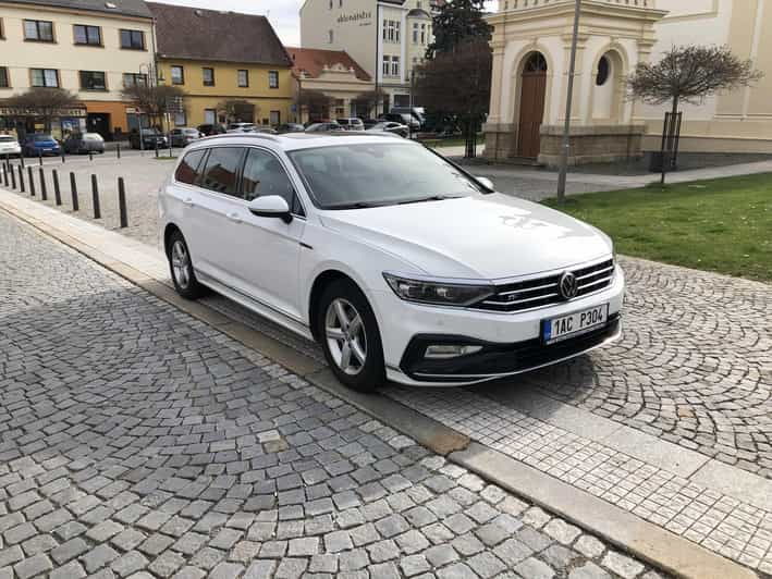 Prague Airport: Private Transfer to City Centre - Payment Options