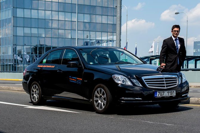 Prague Airport Shared Departure Transfer - Customer Reviews