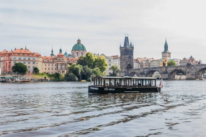 Prague All Must-See Sights: Half-Day Private Tour with Guide - Why This Tour Works Well
