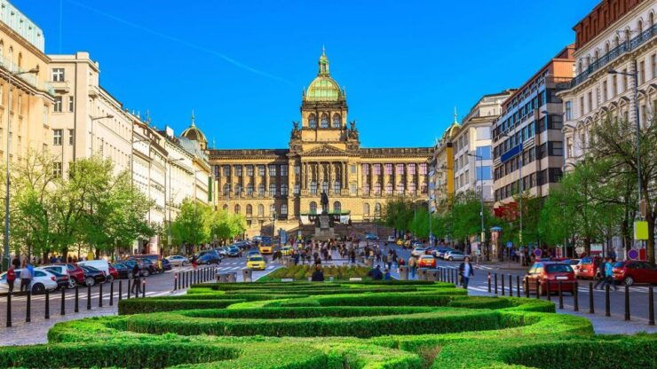 Prague Audioguide - Travelmate App for Your Smartphone - Audio Guide Features