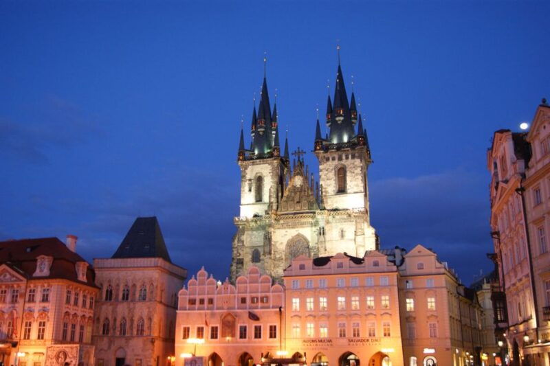 Prague Bike Rental - Discovering Prague on a Bike: An In-Depth Look