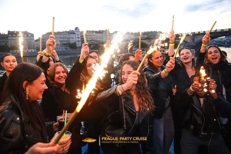 Prague : Boat Party with Afterparty at EPIC - What the Reviews Say