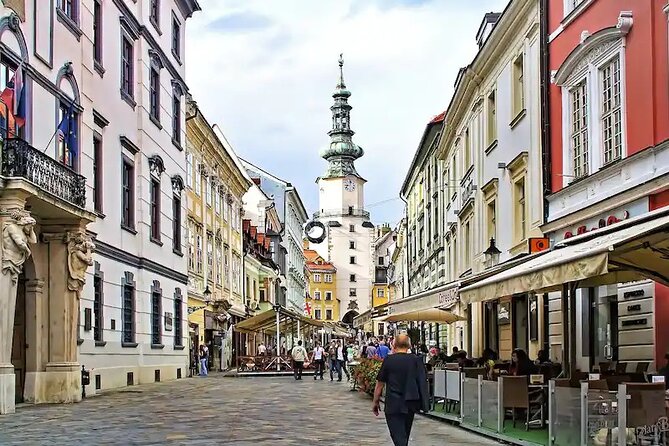 Prague-Budapest One-Way Sightseeing Day Tour - The Sum Up