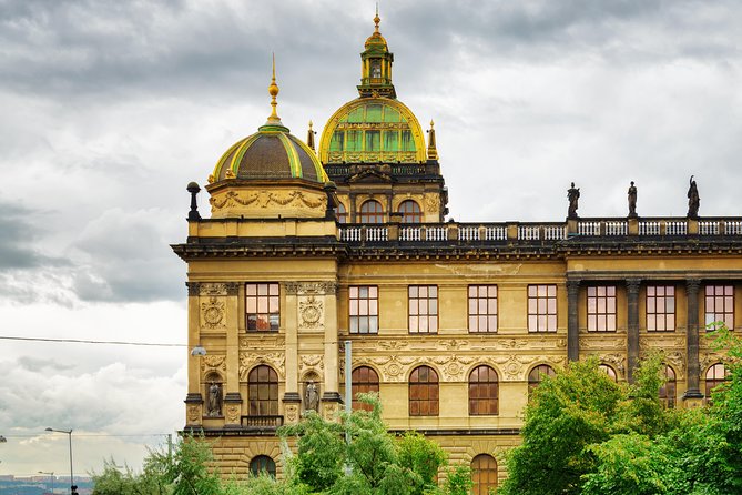 Prague: Bus Tour, Walking Tour, River Cruise and Lunch - Customer Reviews