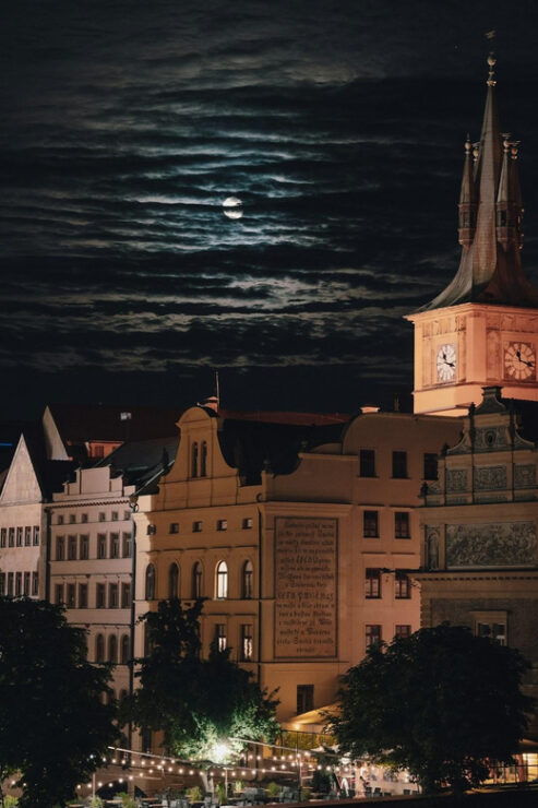 PRAGUE BY NIGHT - Itinerary Highlights