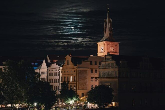 PRAGUE BY NIGHT - Accessibility Features