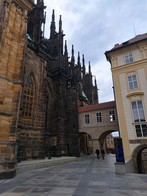 Prague Castle and Interiors, With Entrance - Tour Highlights