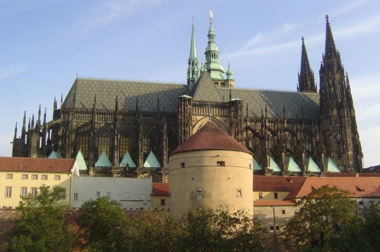 Prague: Castle and Lesser Town Walking Tour With Local Guide - Pickup Locations and Tour Highlights